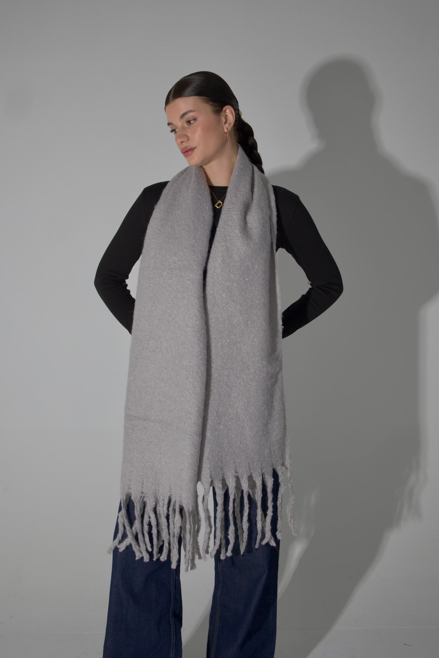 Grey Scarf With Fringes